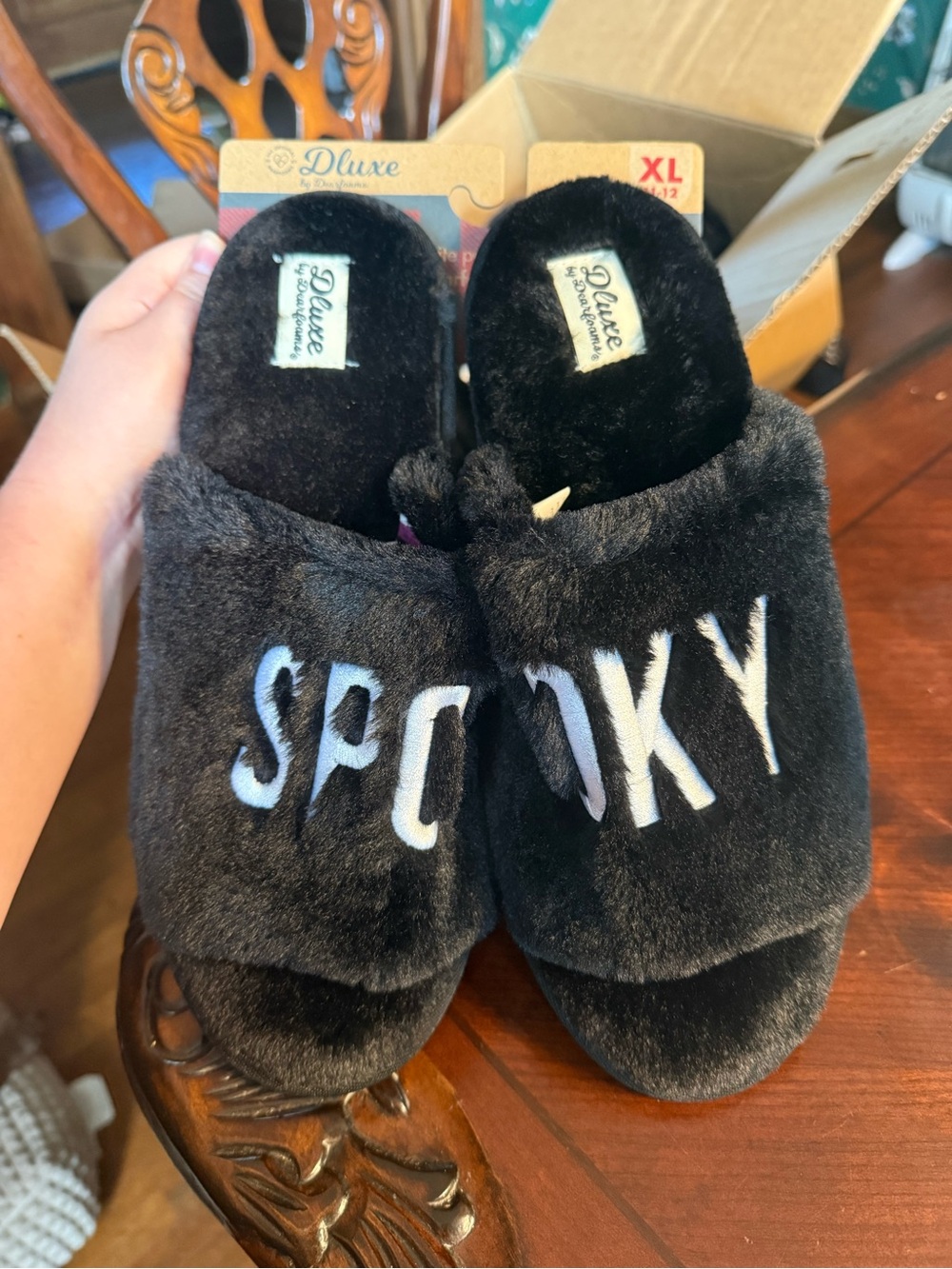 🎃 Black Fuzzy 'Spooky' Slip-On Slippers
